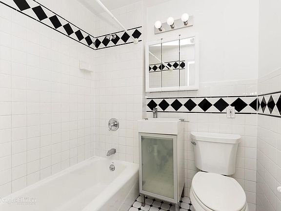 4th image of 482 E 74th St APT 1A
