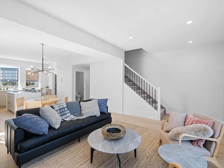130 Element Dr NW — Photo 16