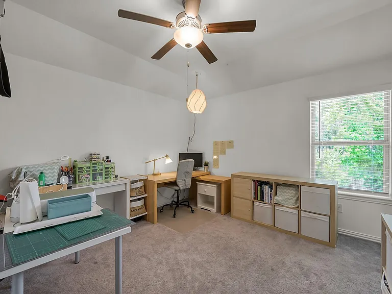 508 Loft Ct — Photo 34