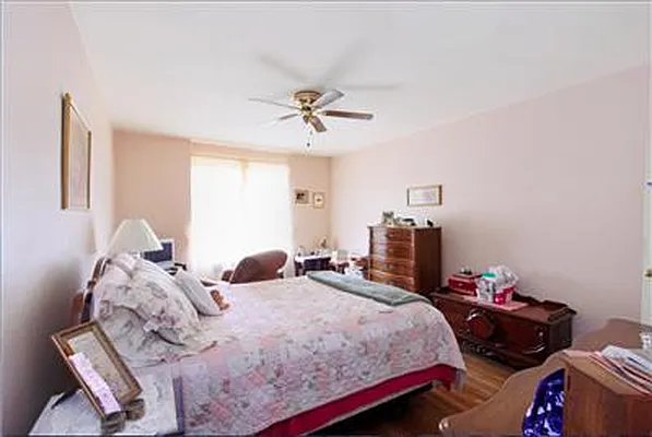 Sold by R New York | media 20