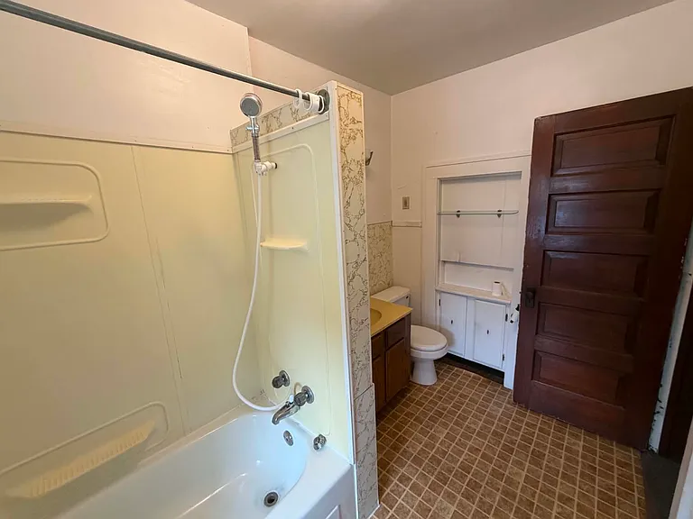 304 W State St #2 — Photo 6