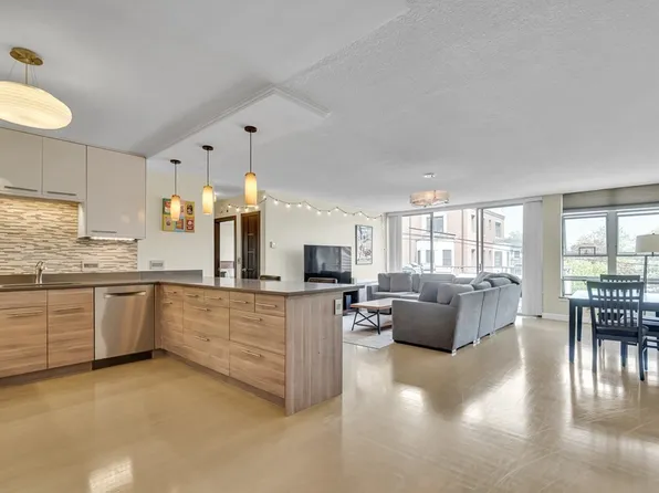 50 Park St APT 47, Brookline, MA 02446