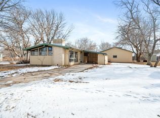 216 N Daily Rd, Mount Hope, KS 67108