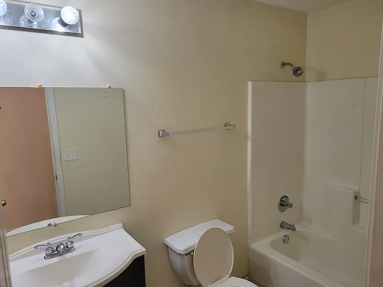 134 Windwood Dr — Photo 15