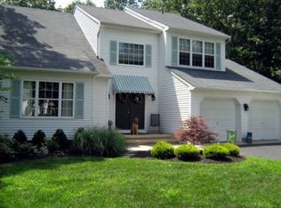17 Galassi Ct, Jackson, NJ 08527