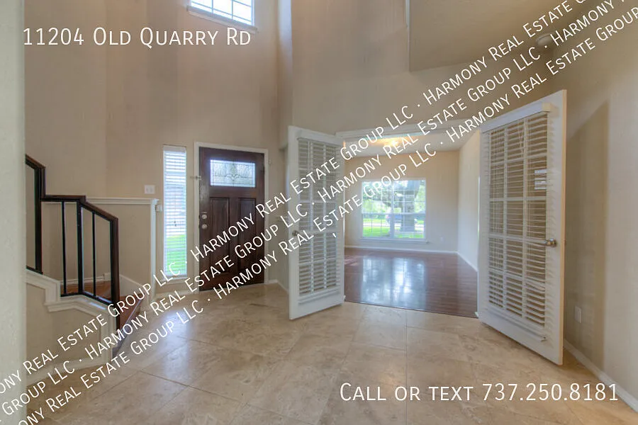 Gorgeous 4 Bedroom 2 bath home in Avery Ranch! — Photo 4