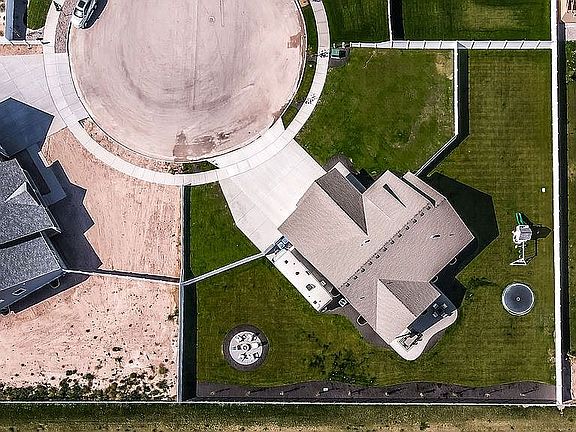 3rd image of 4727 E Ten Mile Way