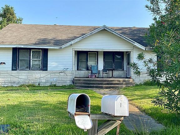 4th image of 6706 N Railroad Ave