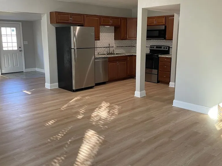 5171 Orange Ave — Photo 3