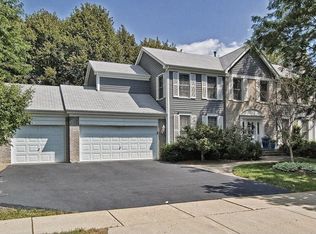 155 Salford Dr, Algonquin, IL 60102