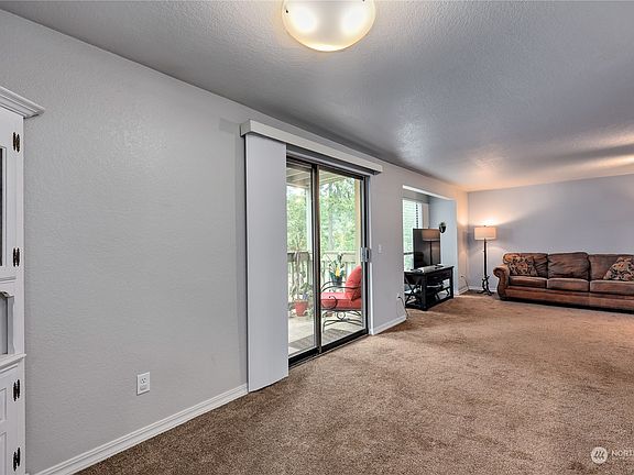 5th image of 1780 W Sunn Fjord Lane #E204