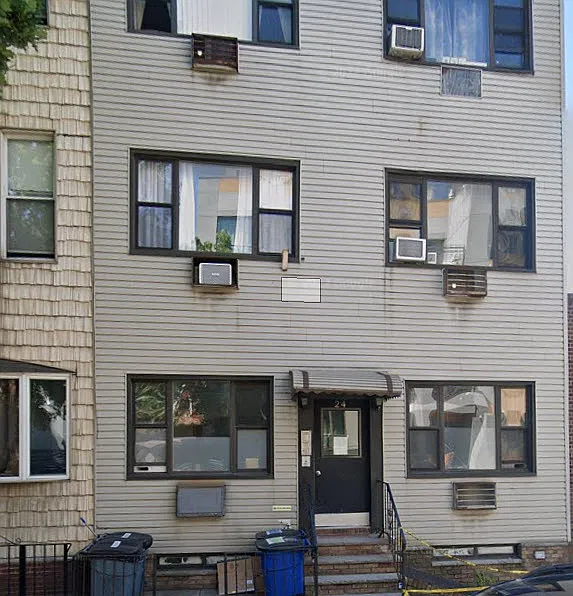 24 Skillman Ave #3R