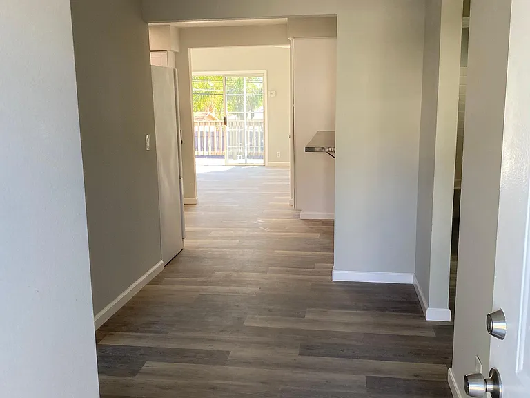 459 N Cuyamaca St N — Photo 7