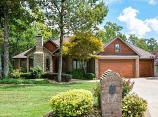 204 Silveroak Ln, Branson West, MO 65737