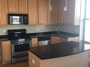 958 N Leavitt St #2, Chicago, IL 60622