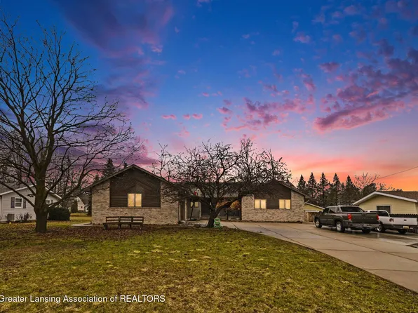 7383 E Saint Joe Hwy, Grand Ledge, MI 48837