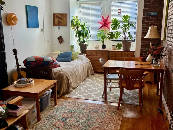 402 7th Avenue image 1 of 4