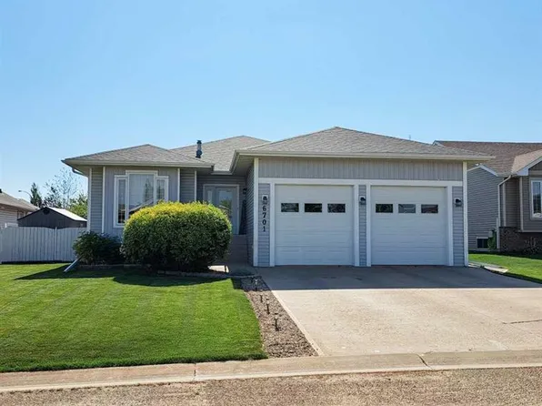 6701 N 41st Ave, Stettler, AB T4K 1L1