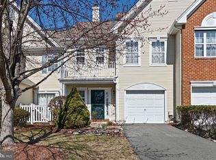 129 Treymore Ct, Pennington, NJ 08534