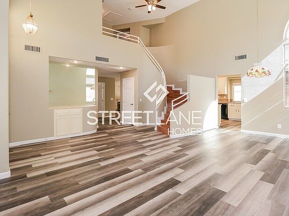 3rd image of 242 Honeywood St
