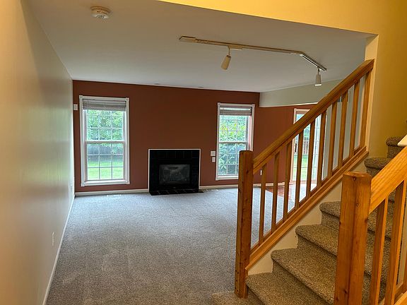 2nd image of 17454 Gateway Cir