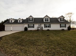 530 Grovenburg Rd, Mason, MI 48854