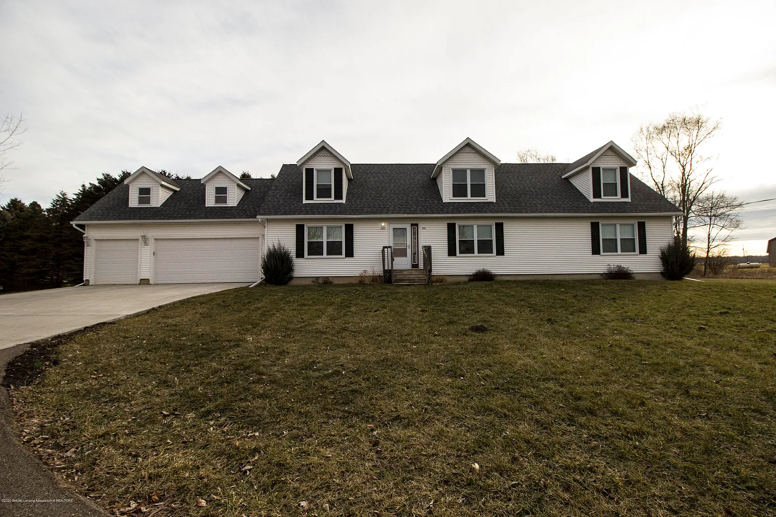 530 Grovenburg Rd photo 1