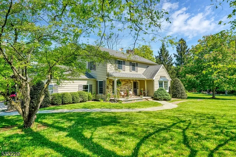 3 Scarlet Oak Rd photo 1