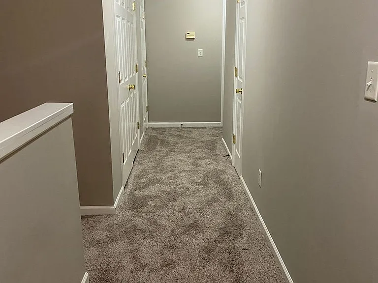 221 Hanover Ct — Photo 13