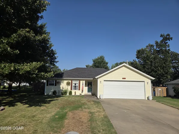 141 Red Oak Loop, Carl Junction, MO 64834