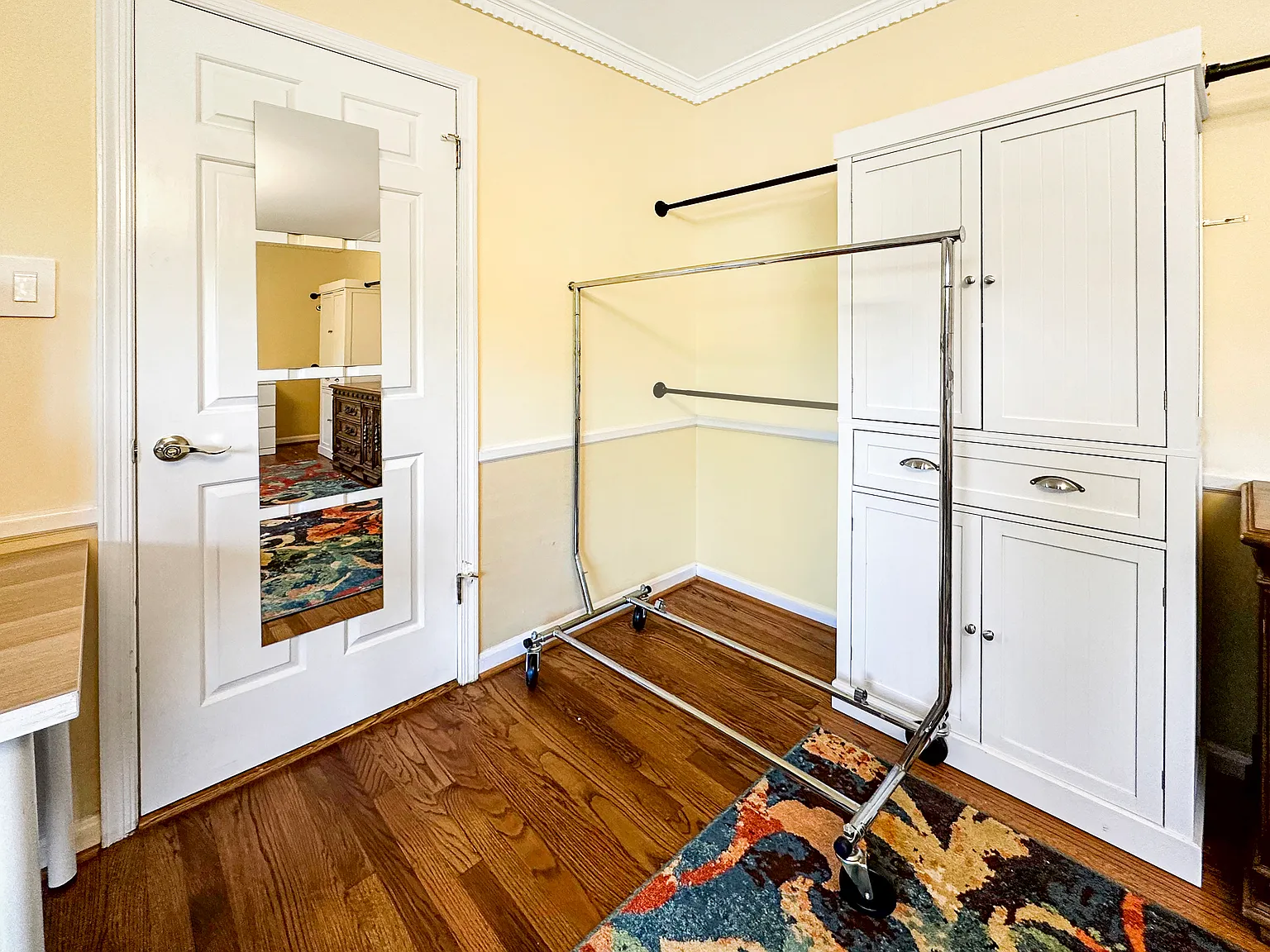 1 bed, 6400 sqft, $1,800 — Photo 2