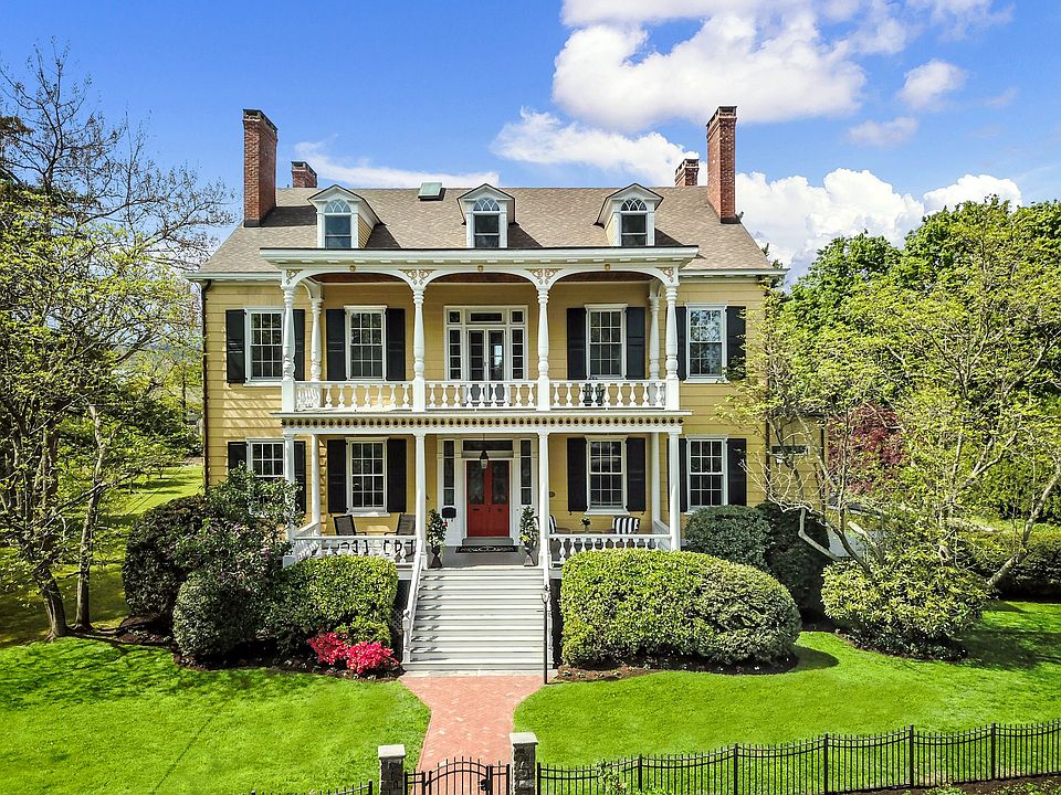 18 Elm Ave (0001of 17).jpg