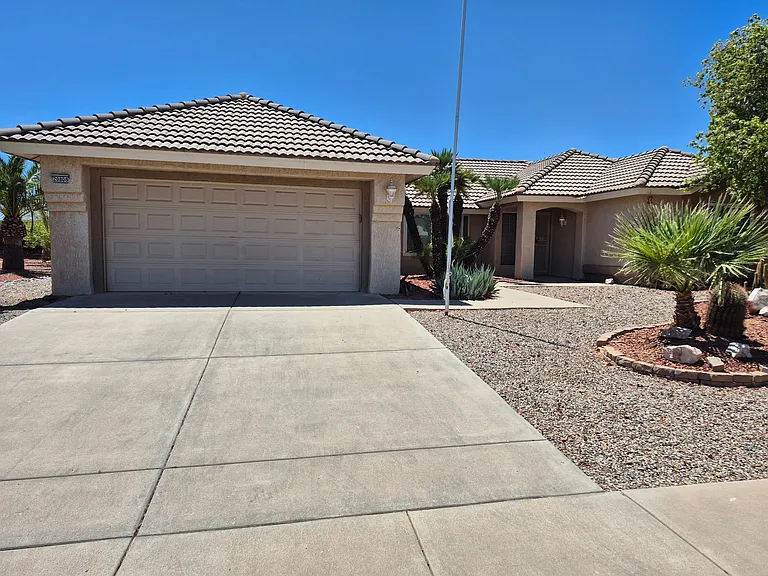 20808 N 149th Dr — Photo 2