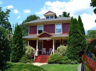 3517 Shepherd St, Chevy Chase, MD 20815