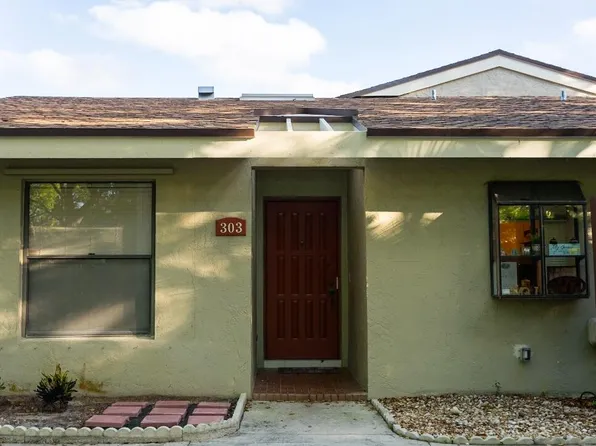 303 Meadows Drive, Boynton Beach, FL 33436