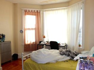 463 Park Dr APT 18, Boston, MA 02215