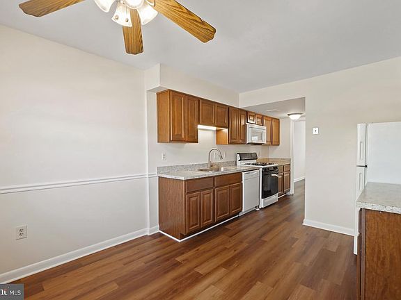 4th image of 14847 Ensor Ct