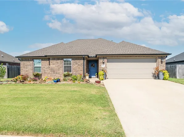 900 Mulberry St SW, Gravette, AR 72736
