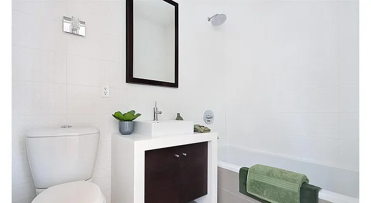 Rented by Tri State Commercial Realty | media 6