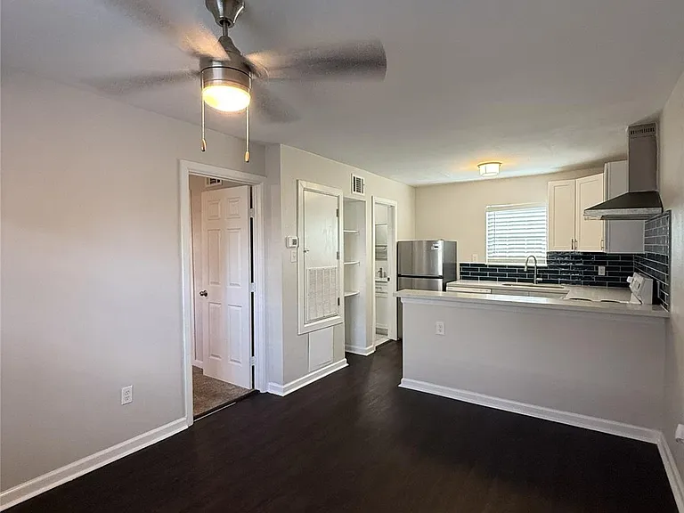 1824 Thonig Rd #14 — Photo 6