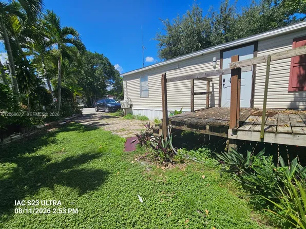 6 Ct SW #6, Fort Lauderdale, FL 33325