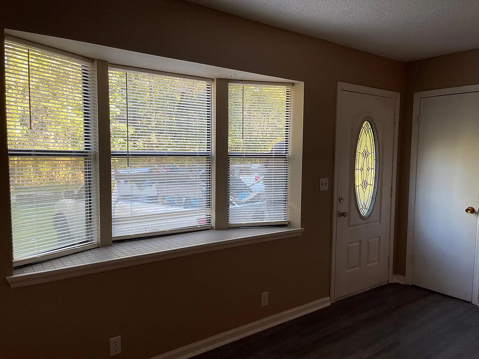 living room bay window