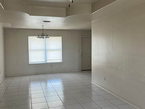 4th image of 4192 Sabine Ave #28