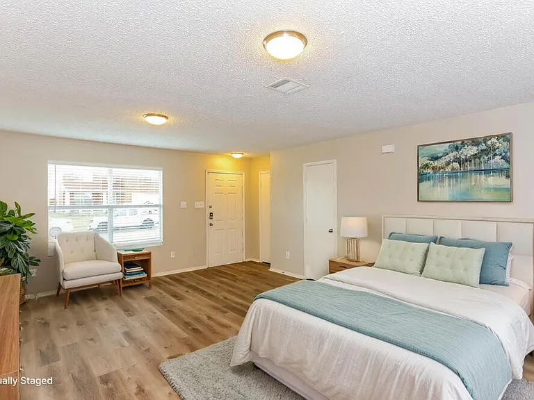 8304 Cutter Hill Ave — Photo 13