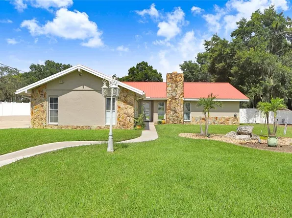 1610 Bates St, Brandon, FL 33510