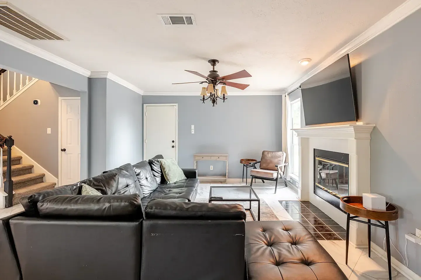 4 bed, $5,500 — Photo 4