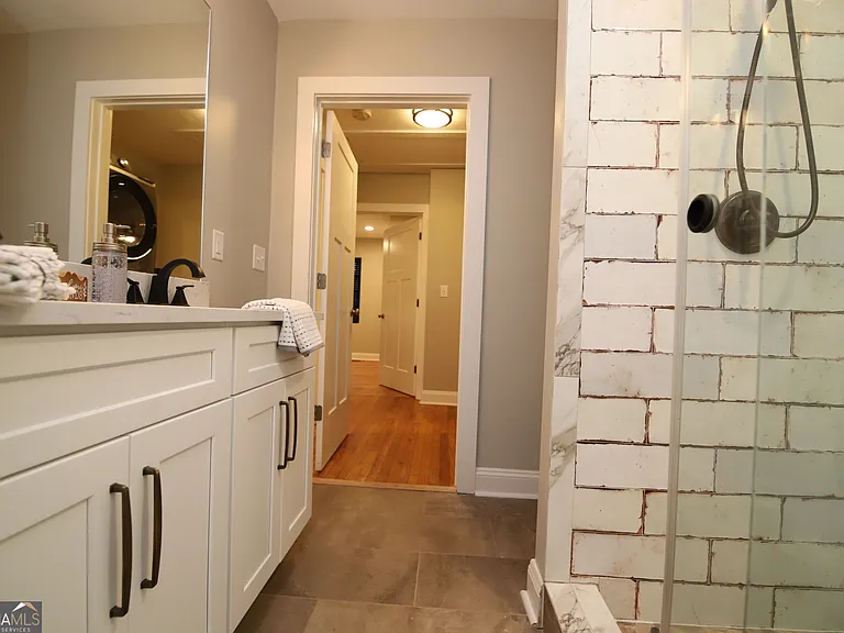 1007 Vernon St #B — Photo 15