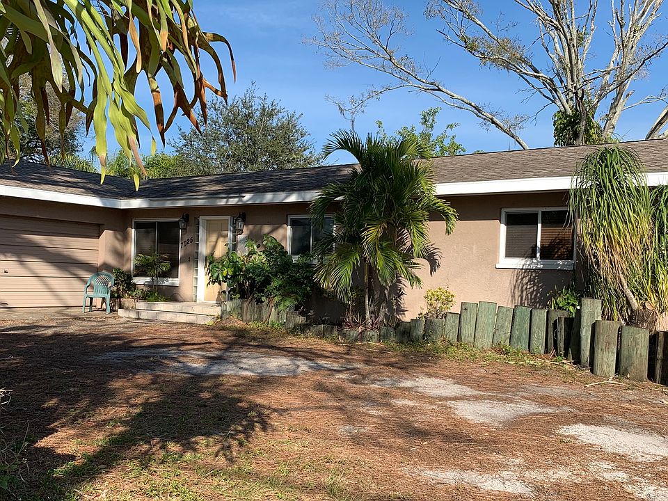 1st image of 7025 52nd St N