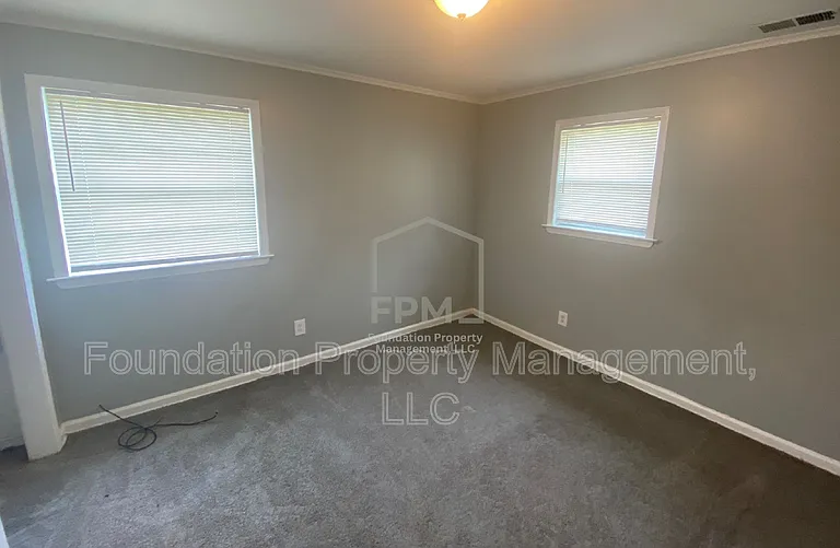 2582 Capewood Dr — Photo 14
