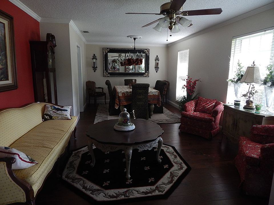 1st image of 1619 Sheffield Pl